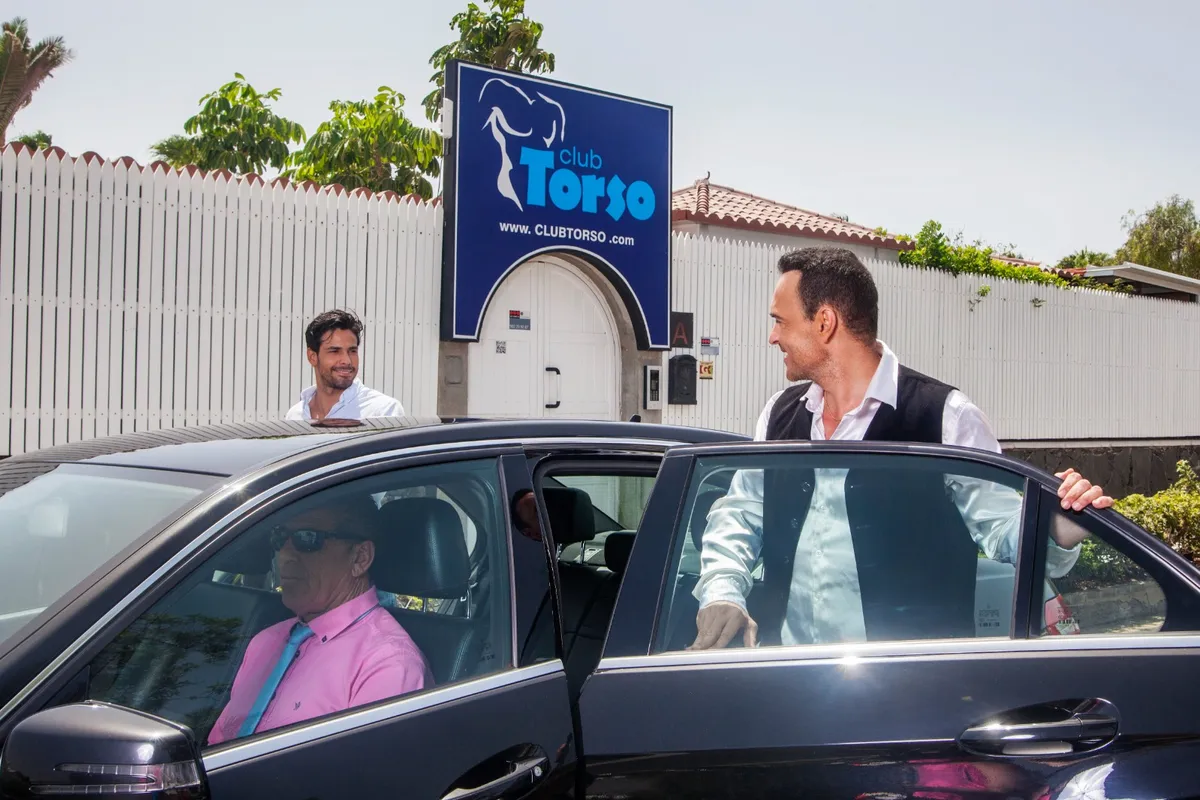 Transfer service gay resort Club Torso